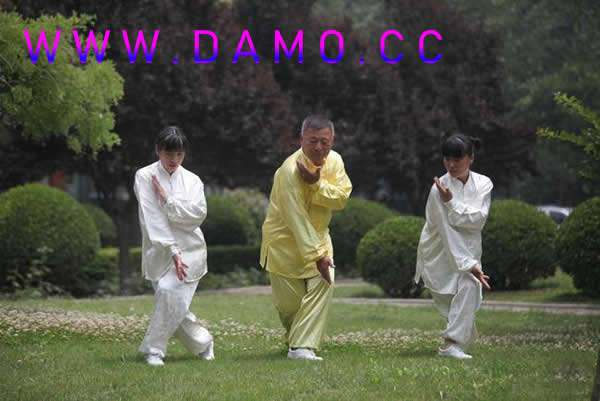 �׽