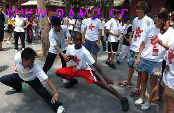 �׽